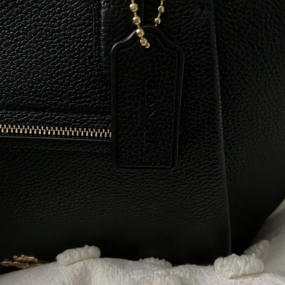 Authentic Elise Pebble Leather Purse - Picture 10 of 15